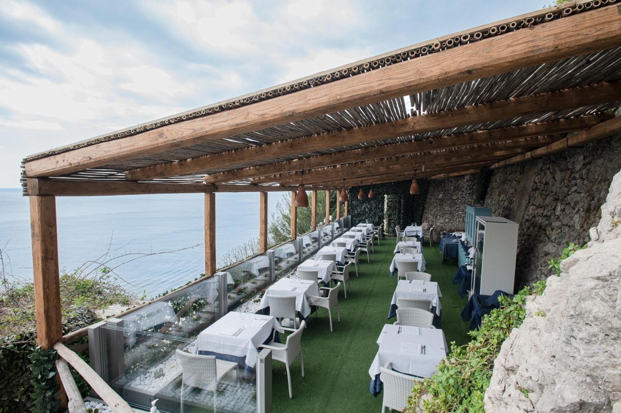 Hotel Villa Pandora Maiori Exterior photo