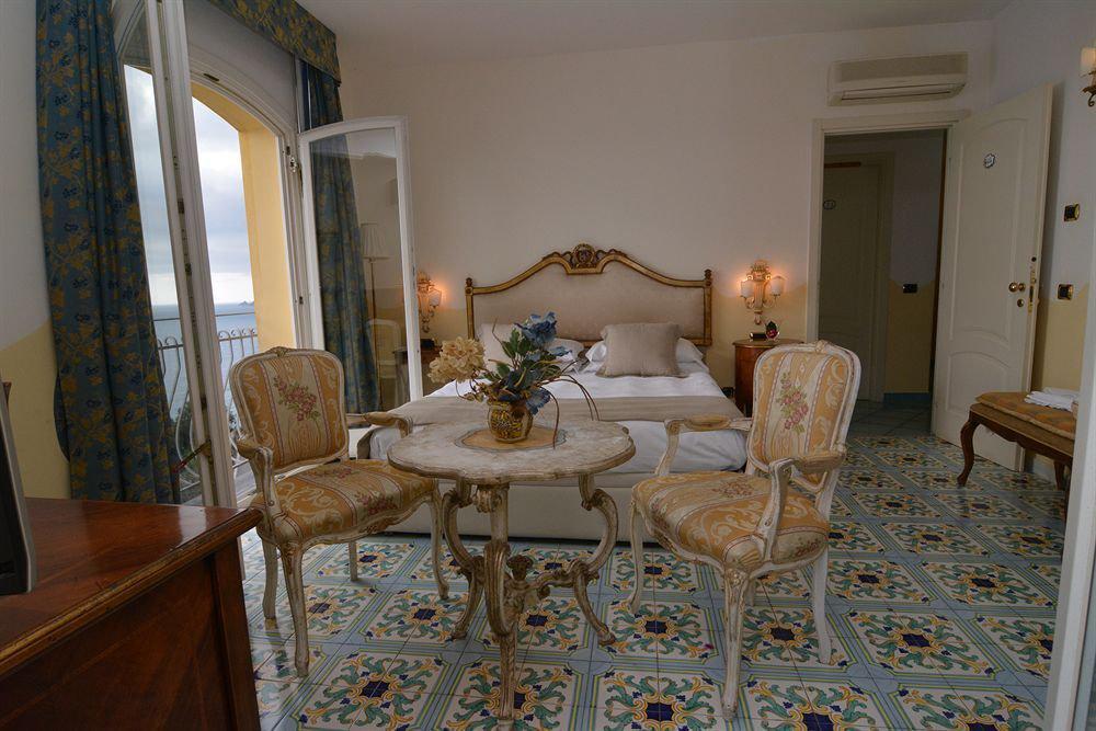 Hotel Villa Pandora Maiori Exterior photo